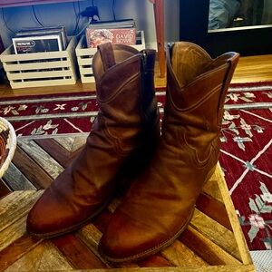 Tecovas Goat Leather Boots 
Size 10 EE